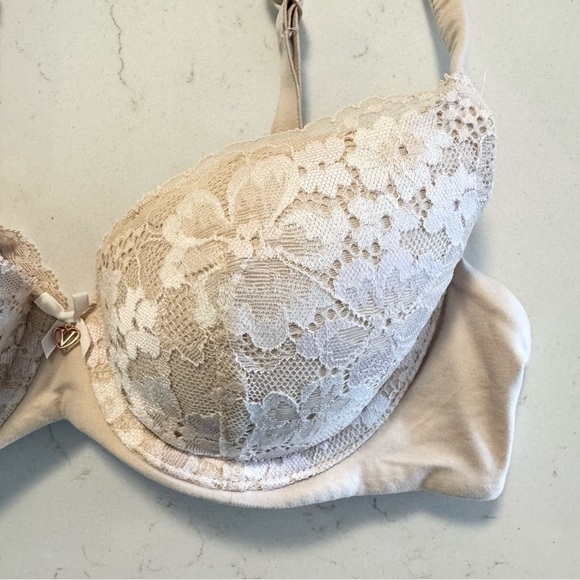 Victoria's Secret 34B Body by Victoria Lined Demi Bra VS underwire Lace Trim - Picture 3 of 8